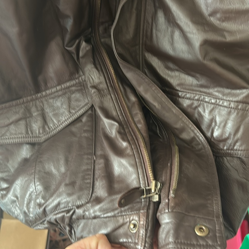 Eddie Bauer premium quality, goose town, brown genuine leather vintage vest RARE - Picture 6 of 9